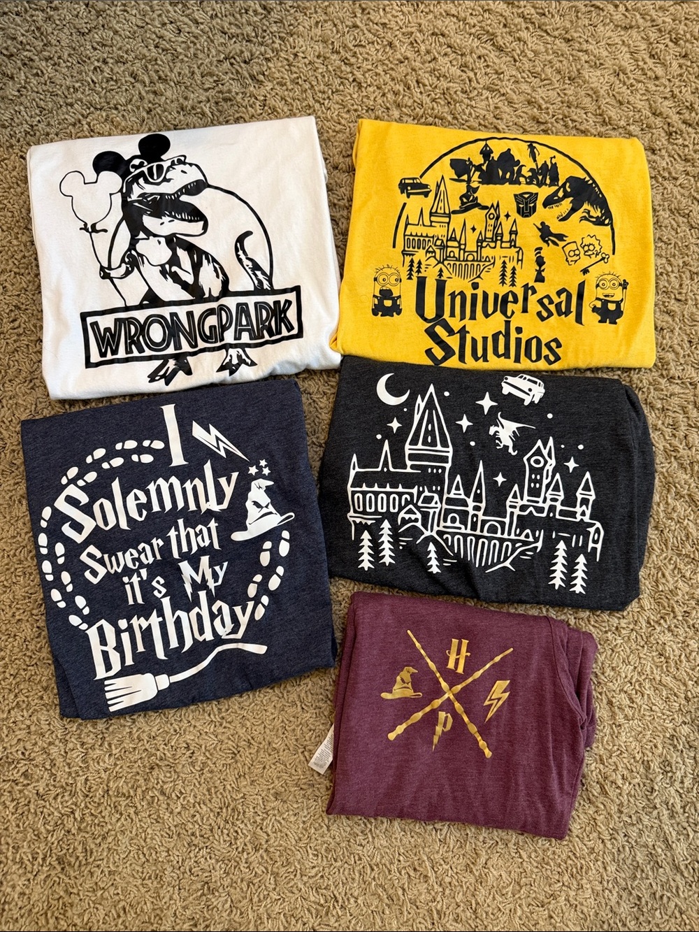 LOT Universal Studios and Harry Potter Shirts